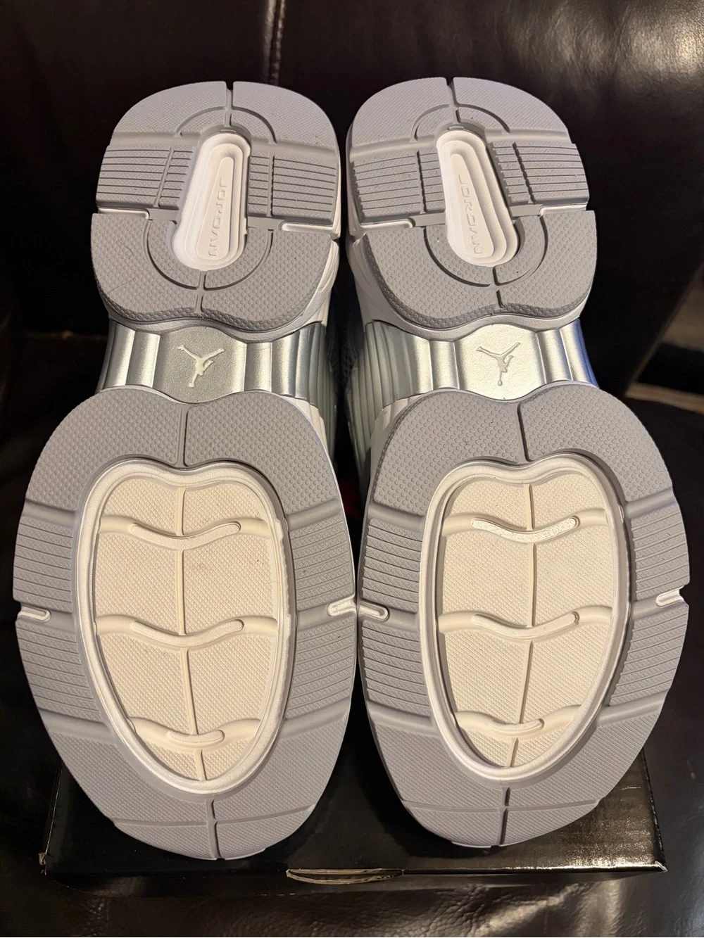 Jordan Women's Grey Trunner O/S (size 9W/7.5M) Athletic Sneakers